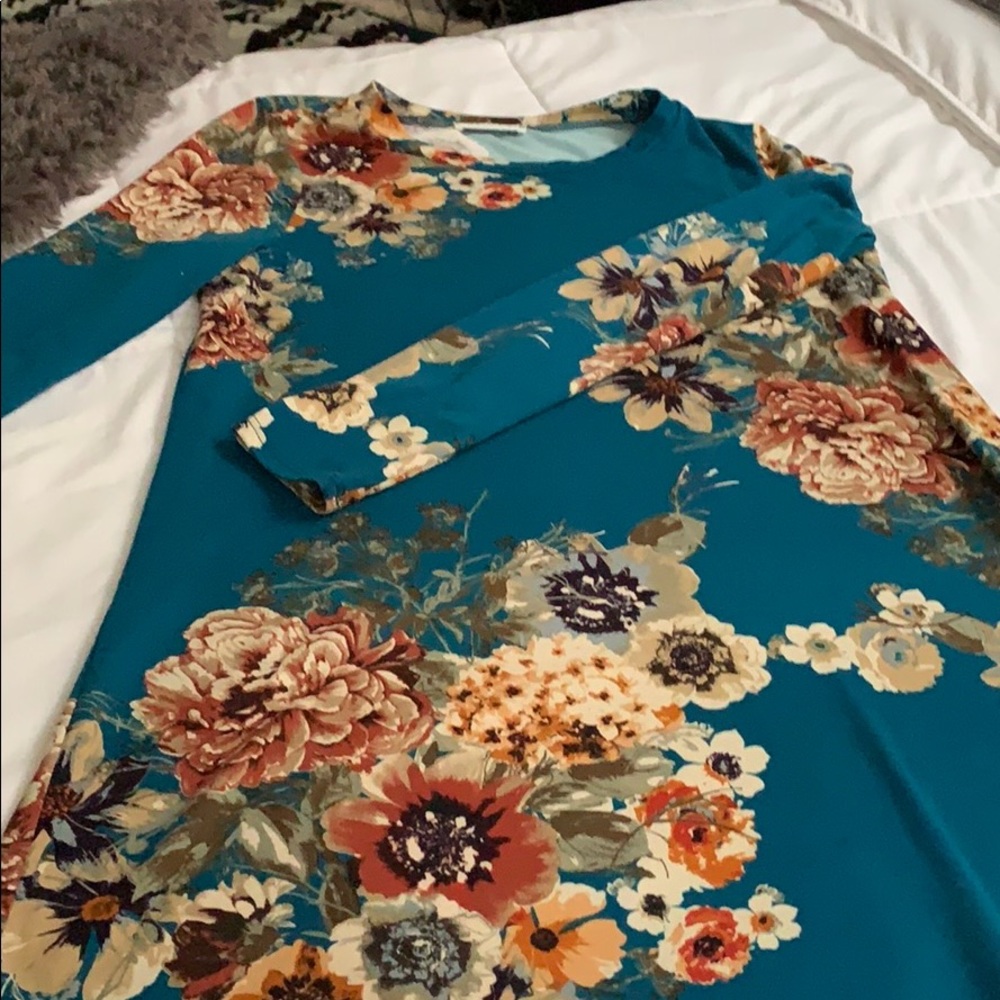 Floral top